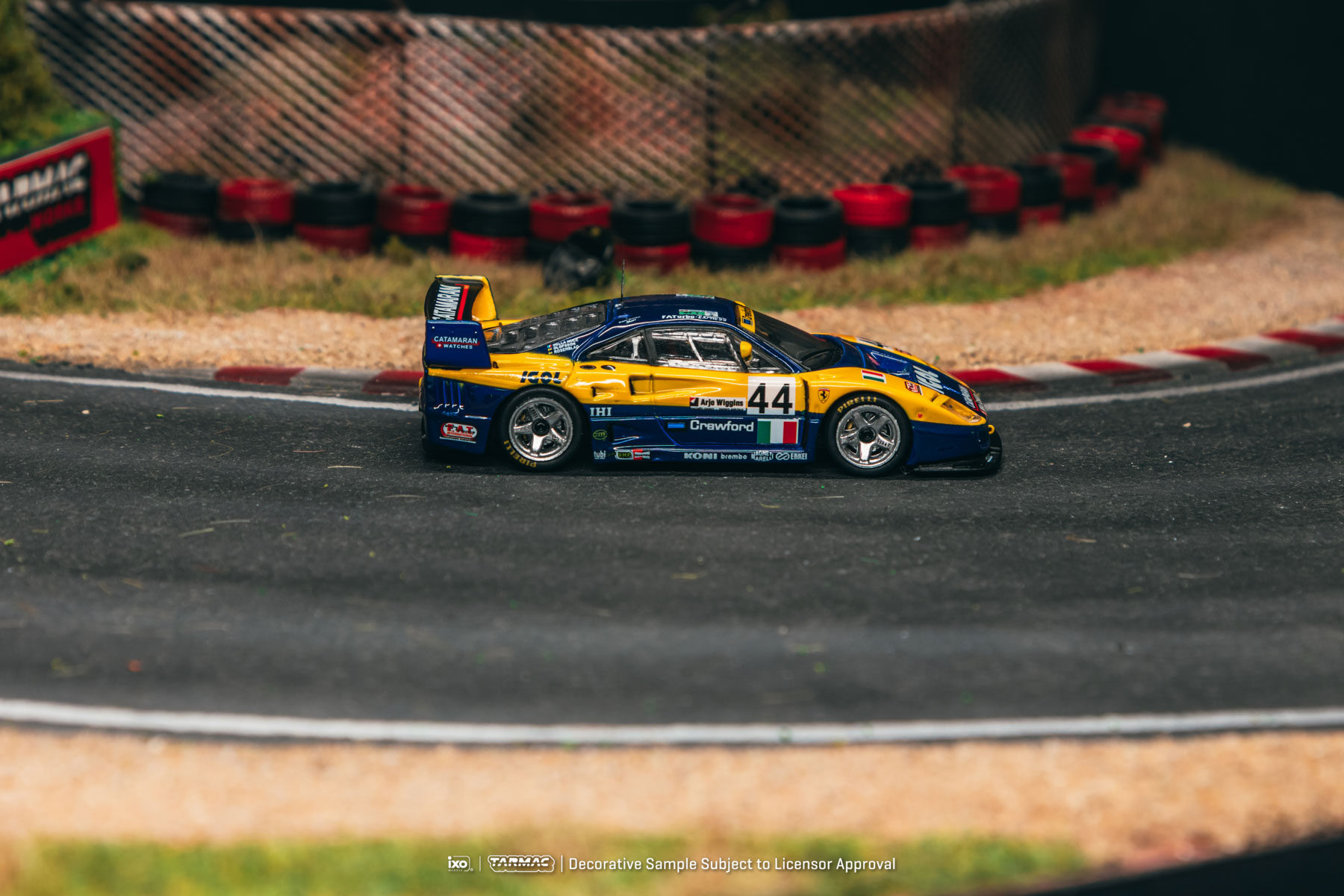 In Stock TW 1:64 Ferrari F40 G - Men Accessories Collection recension och pris