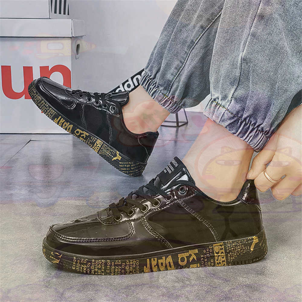 Round Foot Size 45 Sneakers Wh - Men'S Accessories Gift Set Branded recension och pris