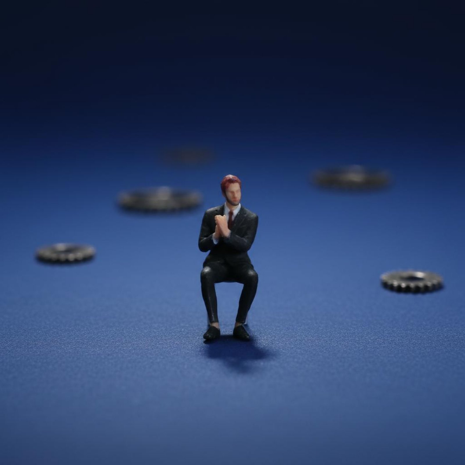 1:64 Scale Sitting Man Figure  - Men Accessories For Suit recension och pris