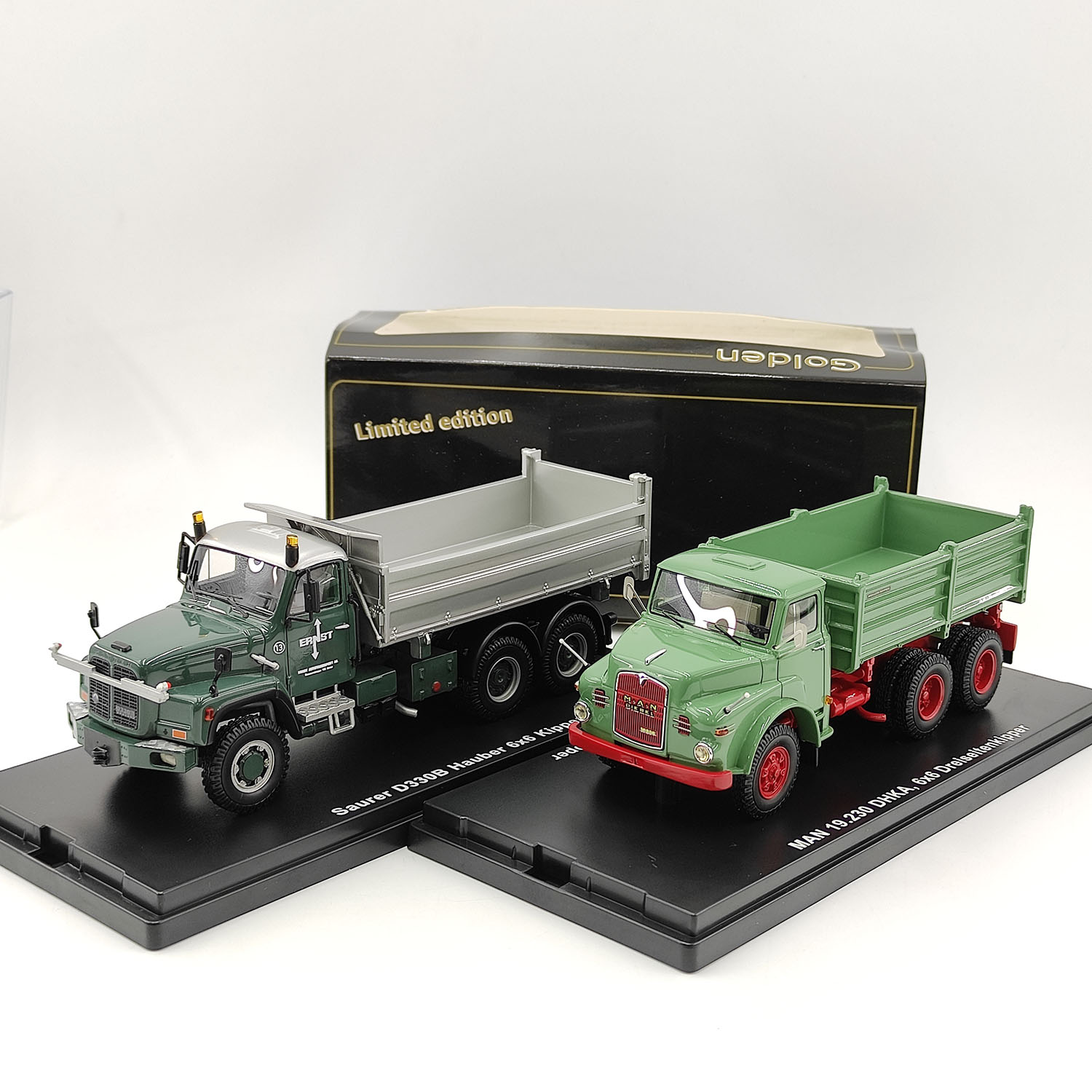 Golden Oldies 1:50 Scale Saure - Men Accessories Collection recension och pris