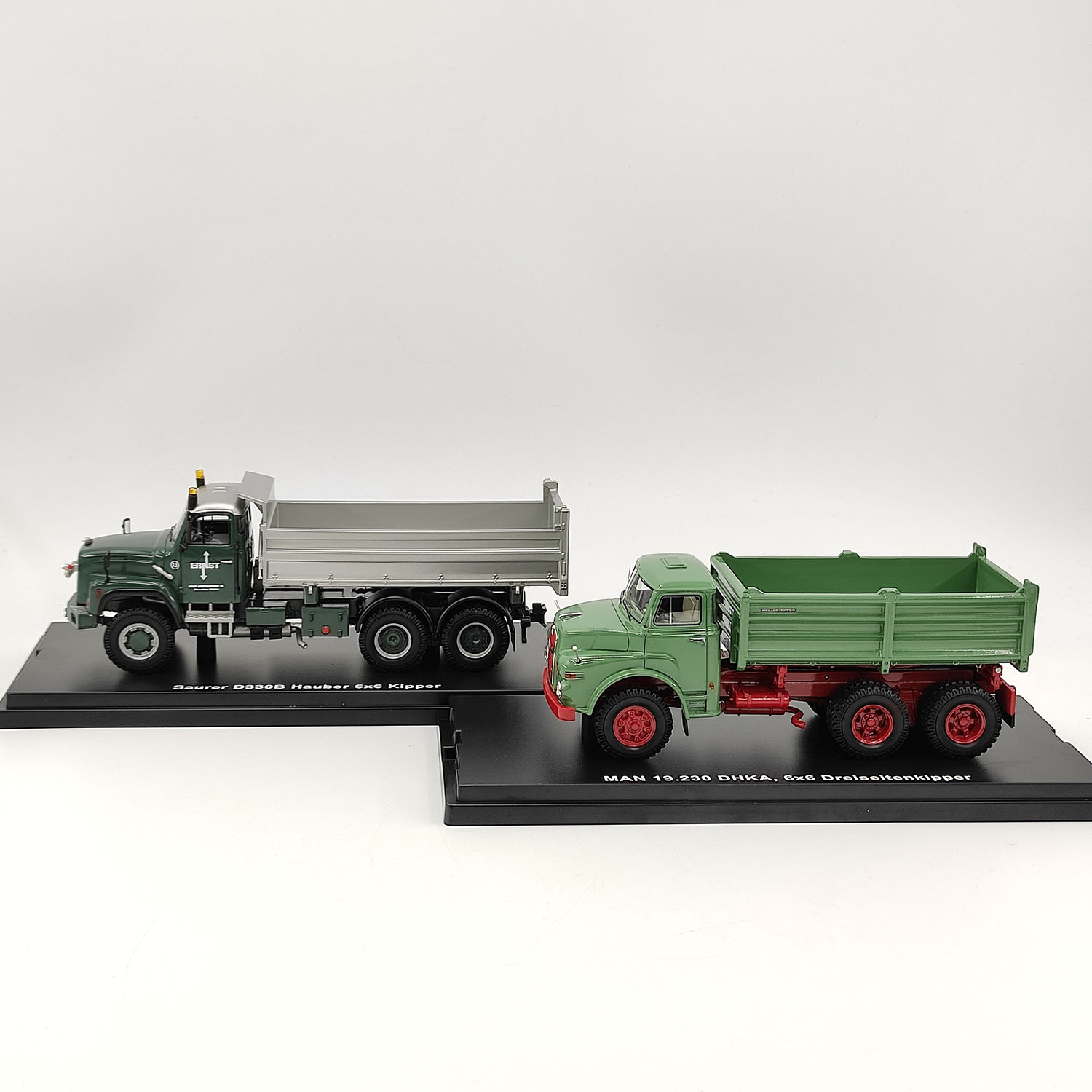Golden Oldies 1:50 Scale Saure - Men Accessories Collection recension och pris